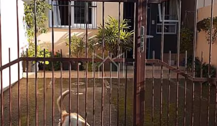 Casa com 2 quartos à venda na Rua Luiz Linck Barcelos, 269, Loteamento Jardim Timbaúva, Gravataí, 60 m2 por R$ 245.000