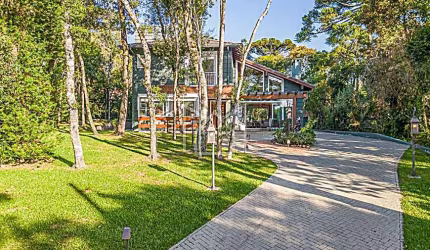 Casa com 4 quartos à venda na Rua Vinte E Oito, São José, Canela, 244 m2 por R$ 3.980.000