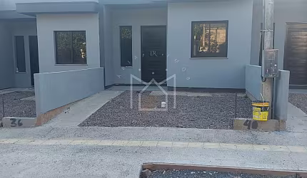 Casa com 2 quartos à venda na Rua Bernandino Bonifácio Ferreira, 76, Nossa Chácara, Gravataí, 40 m2 por R$ 260.000