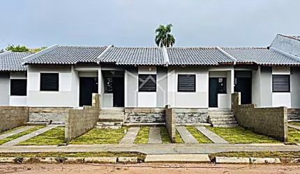 Casa com 2 quartos à venda na Rua Clementino Cambruzzi, 103, Nossa Chácara, Gravataí, 44 m2 por R$ 279.000