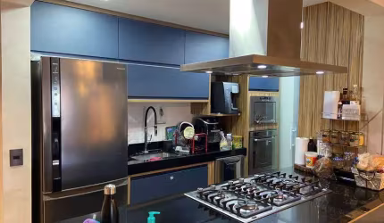 Apartamento no Ipiranga de 115 M² com 3 dormitórios, 1 suíte, lavabo e 2 vagas.