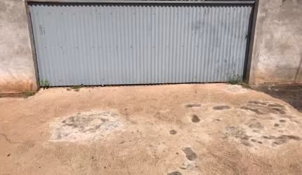 Terreno à venda na Rua Clóvis Bevilaqua, Zona 04, Maringá por R$ 1.000.000