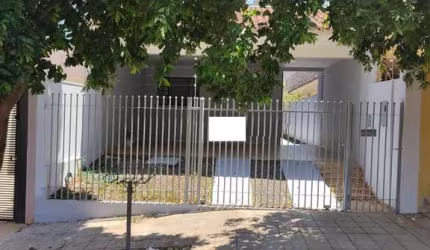 Casa com 2 quartos à venda na Rua Emílio Beltrami Filho, Parque da Gávea, Maringá por R$ 430.000