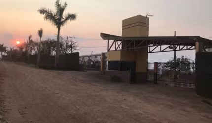 Casa em condomínio fechado com 2 quartos à venda na Salto das Bananeiras 1, Centro, Engenheiro Beltrão por R$ 320.000