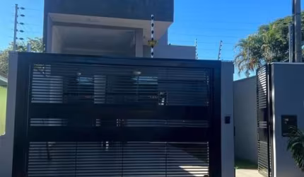 Casa com 3 quartos à venda na Rua Yoshinori Kubota, 244, Parque das Grevíleas, Maringá por R$ 530.000