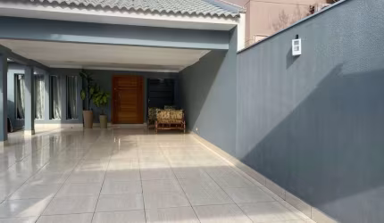 Casa com 3 quartos à venda na Rua Pioneiro José Borin, 98, Jardim Paulista, Maringá por R$ 580.000