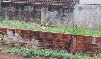Terreno à venda na Rua Pioneiro Olindo Alcini, Jardim Noroeste, Maringá por R$ 260.000