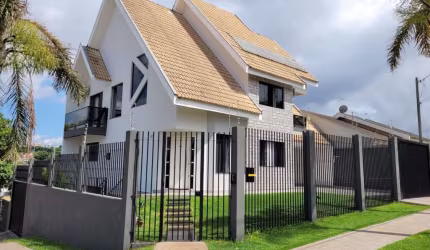 Casa com 3 quartos à venda na Rua Ernesto Mariucci, 812, Parque da Gávea, Maringá, 234 m2 por R$ 1.150.000