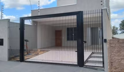 Casa com 3 quartos à venda na Alameda Doutor João Paulino, Jardim Alvorada, Maringá por R$ 650.000