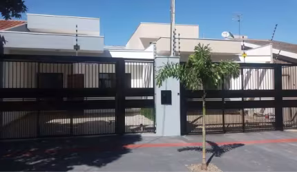 Casa com 3 quartos à venda na Rua José Carlos Joaquinzo, Ebenezer, Maringá, 104 m2 por R$ 460.000