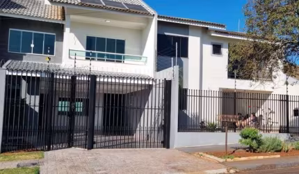 Casa com 3 quartos à venda na Rua Sebastião Domingos Sabaini, Jardim Itália, Maringá, 155 m2 por R$ 850.000