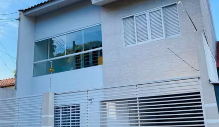 Casa com 3 quartos à venda na Rua Rio Preto, Jardim São Francisco, Maringá por R$ 550.000