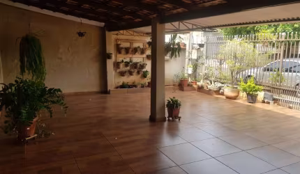Casa com 3 quartos à venda na Rua Pedro Bernardo, Jardim Pioneiros, Paiçandu por R$ 350.000