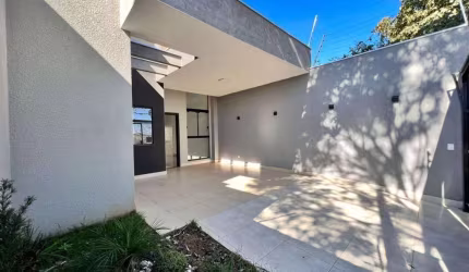 Casa com 3 quartos à venda na Rua Pioneira Genoveva Giunta, Parque Tarumã, Maringá por R$ 430.000