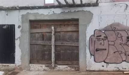 Terreno comercial à venda na Avenida Dona Sophia Rasgulaeff, 672, Jardim Oásis, Maringá por R$ 650.000
