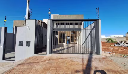Casa com 3 quartos à venda na Rua Prefeito Sadao Inaoka, 239, Parque Industrial I, Maringá, 1325 m2 por R$ 680.000