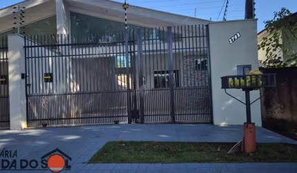 Casa com 3 quartos para alugar na Rua Peru, 279, Jardim Alvorada, Maringá, 130 m2 por R$ 2.800
