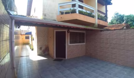 Sobrado com 3 dormitórios à venda por R$ 300.000,00 - Campos Elíseos - Itanhaém/SP