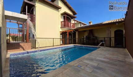 Sobrado com 4 quartos à venda, 264 m² por R$ 1.000.000 - Nova Itanhaém - Itanhaém/SP