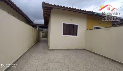 Casa com 1 dormitório à venda, 54 m² por R$ 210.000,00 - Jardim Magalhães - Itanhaém/SP