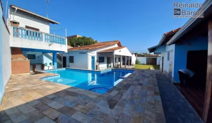 Casa Com Piscina - Itanhaém