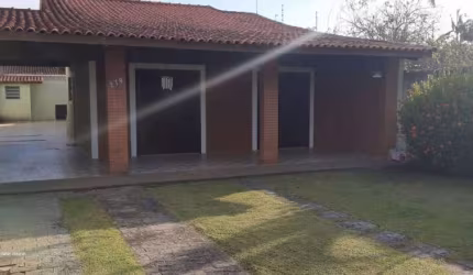 CASA COM PISCINA NO CIBRATEL 2