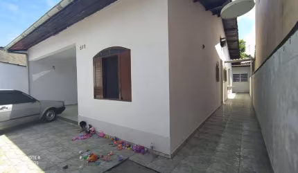Casa com 3 dormitórios à venda por R$ 230.000,00 - Suarão - Itanhaém/SP