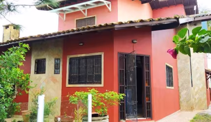 Sobrado para venda no bairro Nova Itanhaém em Itanhaém.