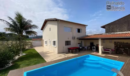 Sobrado com 3 dormitórios à venda, 176 m² por R$ 550.000,00 - Jardim Suarão - Itanhaém/SP