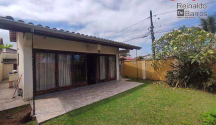Sobrado com 3 dormitórios à venda, 120 m² por R$ 950.000,00 - Vila Suarão - Itanhaém/SP
