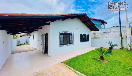 Casa com 2 dormitórios à venda, 69 m² por R$ 350.000 - Nova Itanhaém - Itanhaém/SP