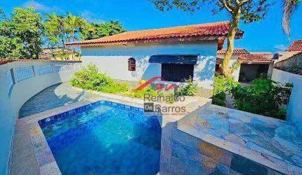 Casa terreno inteiro lado praia em Mongaguá