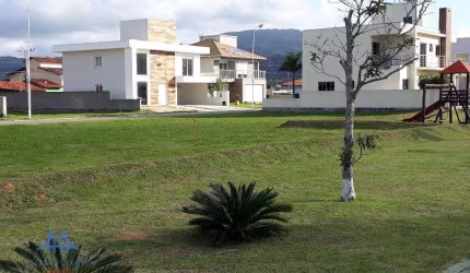 Casa com 3 dormitórios à venda, 360 m² por R$ 2.290.000,00 - São João do Rio Vermelho - Florianópolis/SC