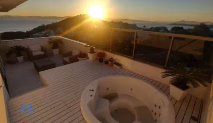 Cobertura com 3 dormitórios à venda, 225 m² por R$ 2.990.000,00 - João Paulo - Florianópolis/SC