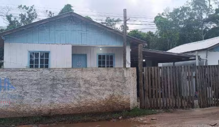 Casa com 2 dormitórios à venda, 42 m² por R$ 200.000,00 - São João do Rio Vermelho - Florianópolis/SC