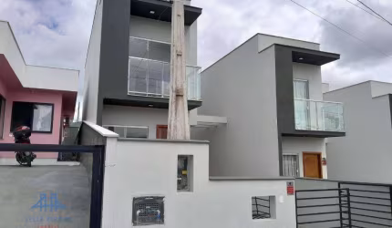Casa com 2 dormitórios à venda, 79 m² por R$ 430.000,00 - Potecas - São José/SC