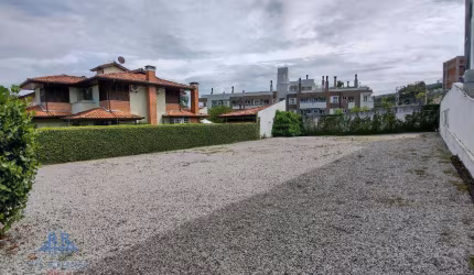 Terreno à venda, 476 m² por R$ 2.025.000,00 - Córrego Grande - Florianópolis/SC