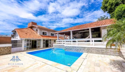 Casa à venda, 370 m² por R$ 2.980.000,00 - Trindade - Florianópolis/SC