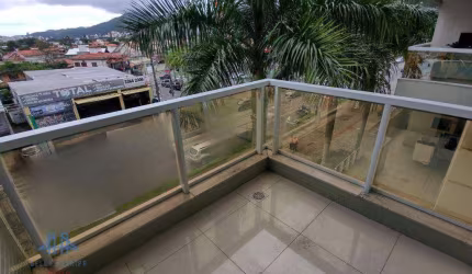 Apartamento com 3 dormitórios para alugar, 105 m² por R$ 6.300,00/mês - Córrego Grande - Florianópolis/SC