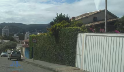Casa com 5 dormitórios à venda, 647 m² por R$ 1.402.000,00 - Trindade - Florianópolis/SC