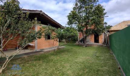 Casa com 2 dormitórios à venda, 110 m² por R$ 790.000,00 - São João do Rio Vermelho - Florianópolis/SC