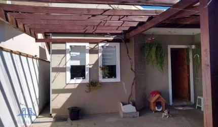 Casa com 2 dormitórios à venda, 46 m² por R$ 300.000,00 - São João do Rio Vermelho - Florianópolis/SC