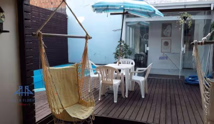 ÓTIMA CASA DE 2 PAVIMENTOS - Vargem do Bom Jesus, 10 minutos da Praia dos Ingleses,  quartos, sala, cozinha, banheiro, edicula com piscina
