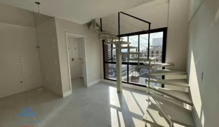 Loft com 1 dormitório à venda, 46 m² por R$ 650.000,00 - Centro - Florianópolis/SC