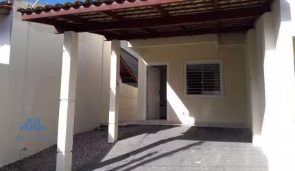 Sobrado com 2 dormitórios à venda, 60 m² por R$ 307.400 - Forquilhas - São José/SC
