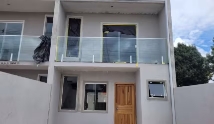 Sobrado para Venda em Curitiba, Cidade Industrial, 3 dormitórios, 2 banheiros, 1 vaga