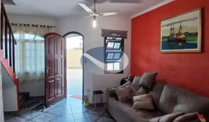 LINDO SOBRADO EM CONDOMÍNIO FECHADO! - CA382