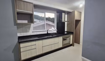 APTO DE 02 DORMITÓRIOS, SACADA C/ CHURRASQUEIRA, COZINHA PLANEJADA. SÃO JOSÉ