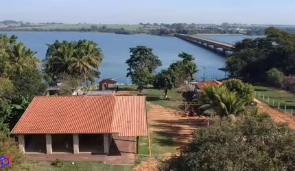 MARAVILHOSO RANCHO PÉ NA AGUA , completo lazer com garagem para barcos e batelao para pesca  Venda RecantoLabamaLagoaAzul sales/SP