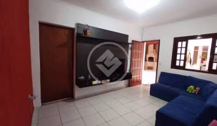 Linda casa térrea, contém uma suíte individual com closet no andar superior. codigo: 80315